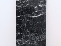 Jimmie Durham: Marble gloves, 2005
